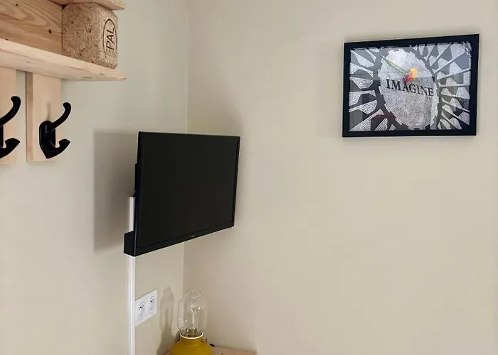 Daire Aux 12 Instants, Imagine