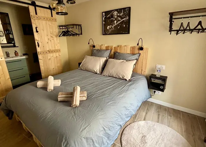 Aux 12 Instants, Imagine *