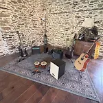 Appartement Aux 12 Instants, Imagine *