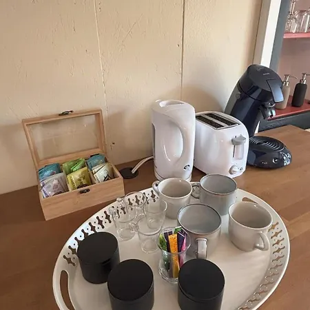 Apartament Aux 12 Instants, Imagine