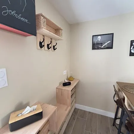 Apartament Aux 12 Instants, Imagine *