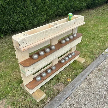 Apartament Aux 12 Instants, Imagine