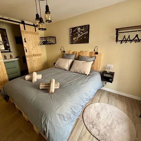 Aux 12 Instants, Imagine *