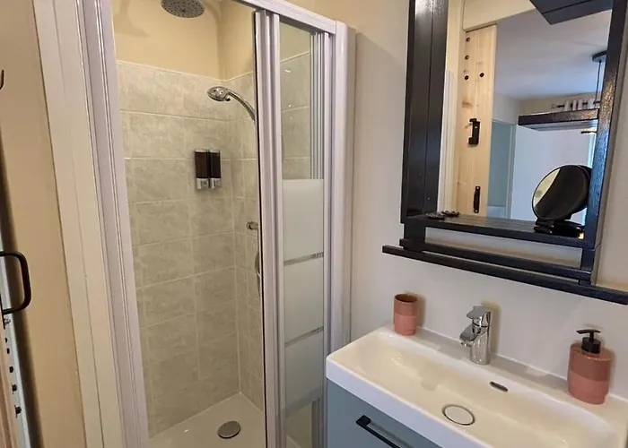 Aux 12 Instants, Imagine شقة Ledergues