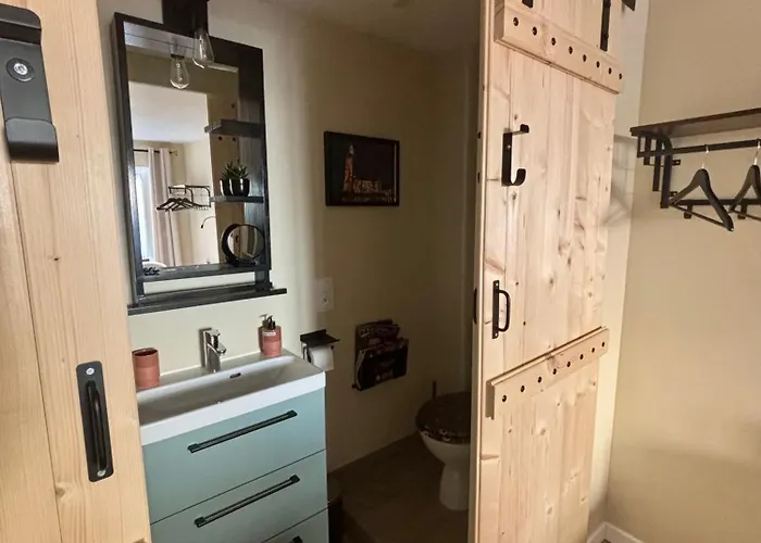 Aux 12 Instants, Imagine شقة